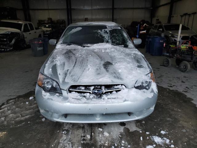 Subaru Legacy 2.5i Limited Image 2