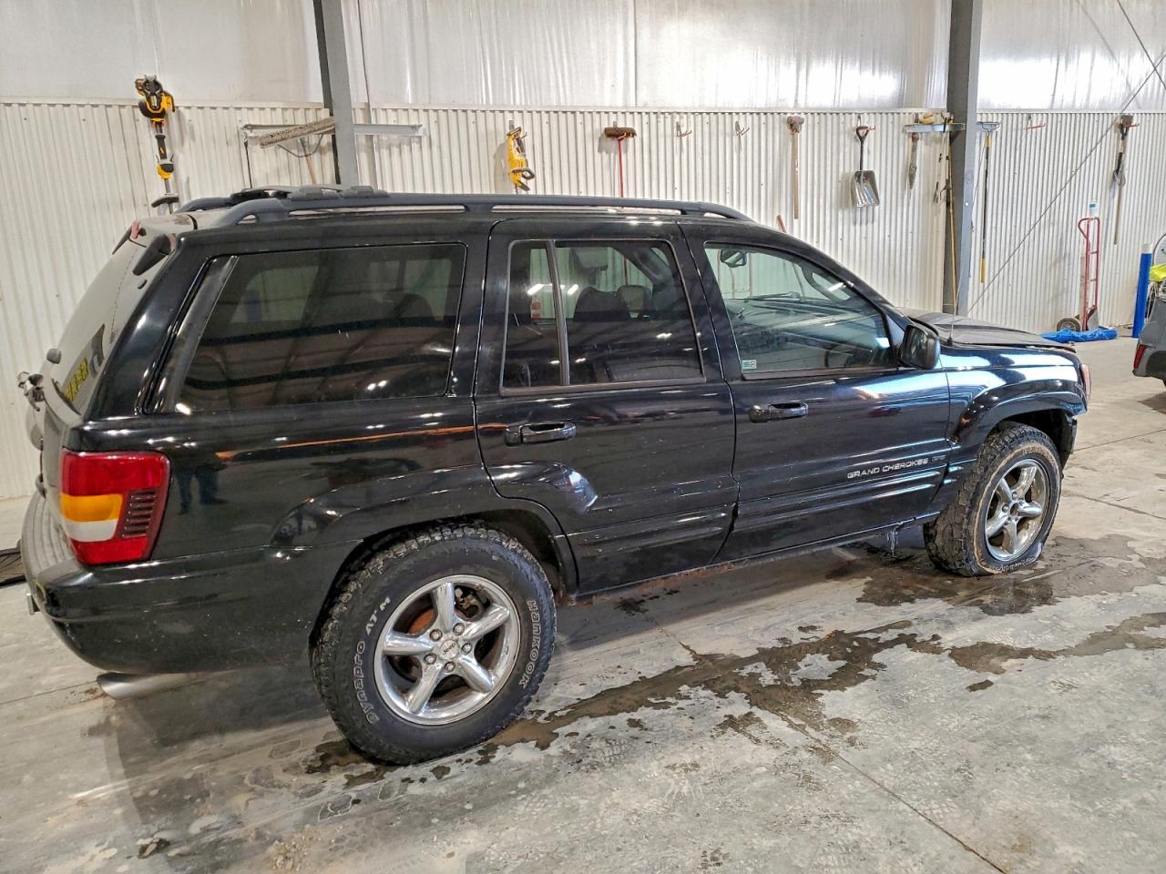 Jeep Grand Cherokee Limited Image 3