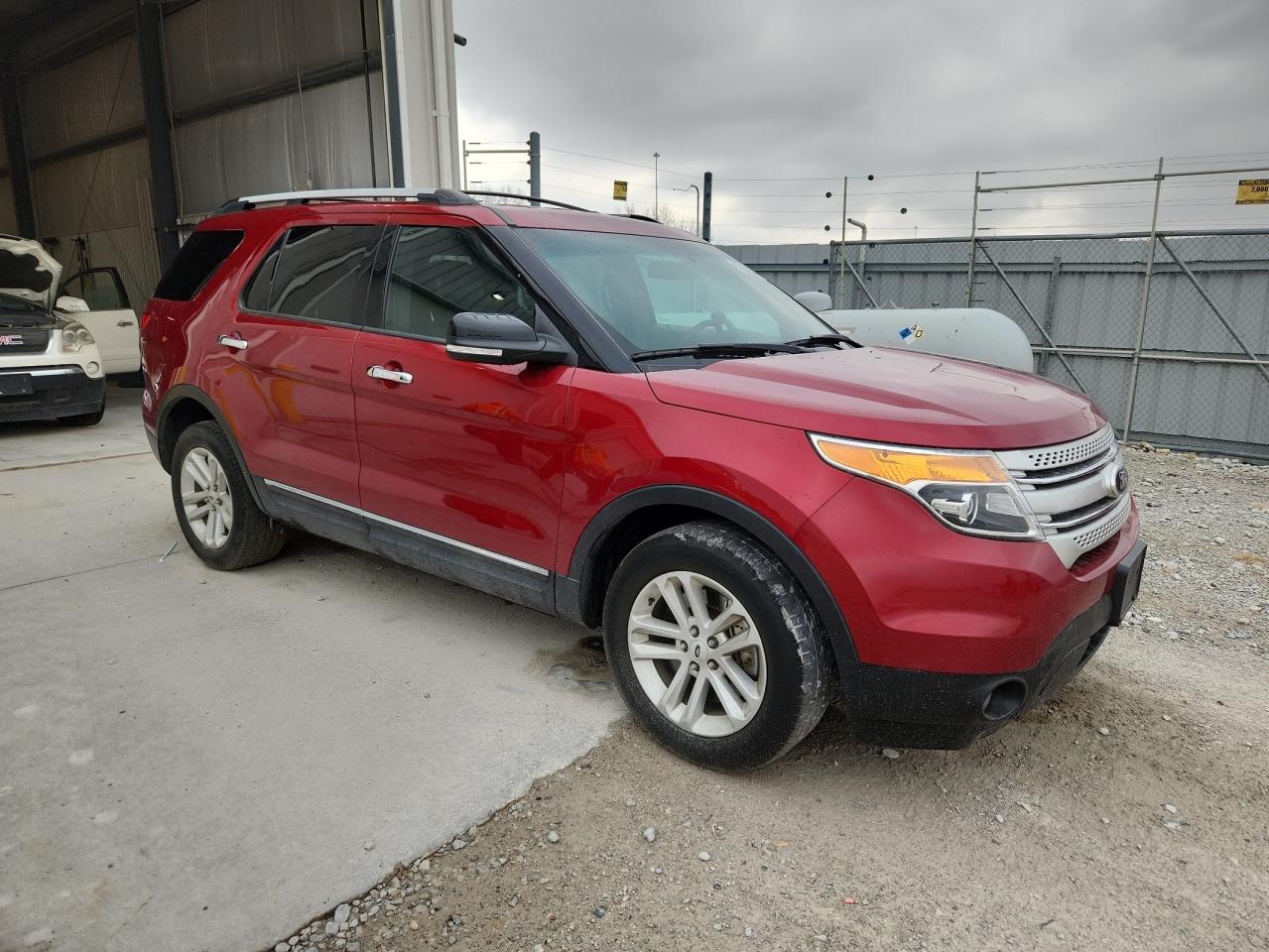 Ford Explorer Xlt Image 11