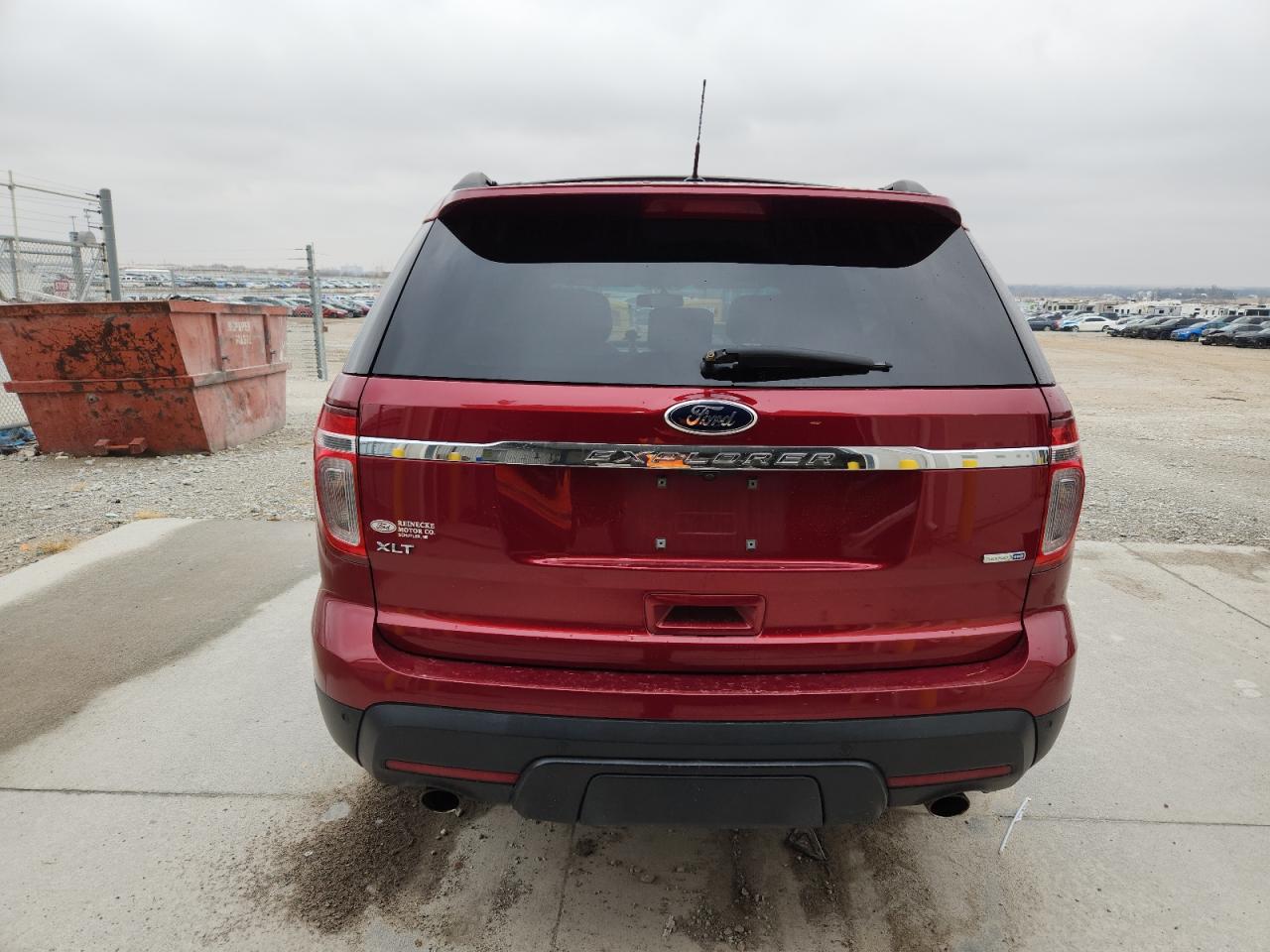 Ford Explorer Xlt Image 4
