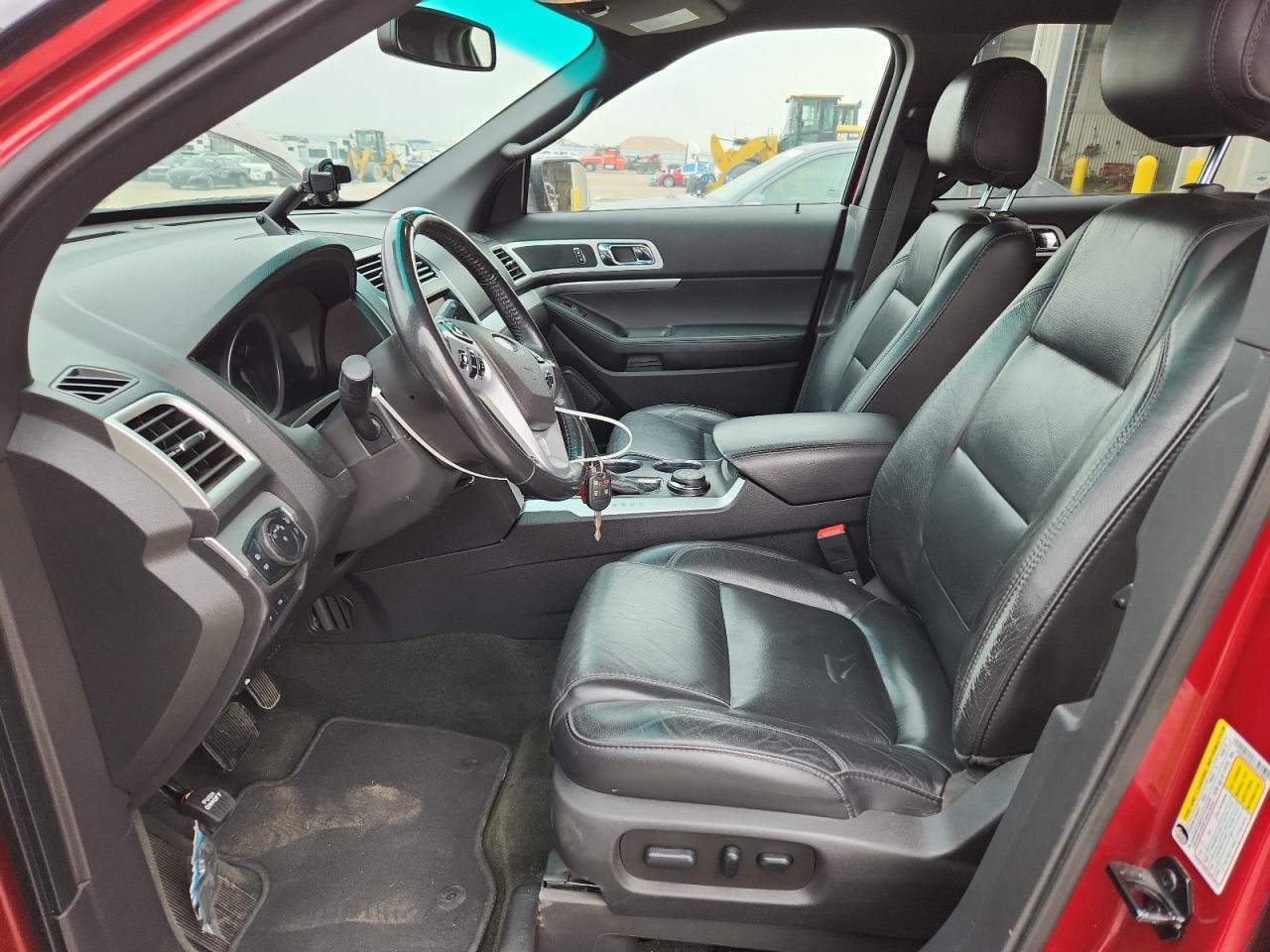 Ford Explorer Xlt Image 5