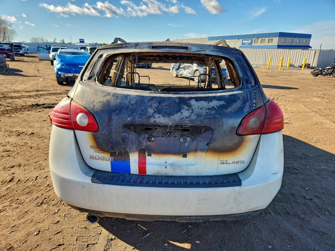 Nissan Rogue S Image 9