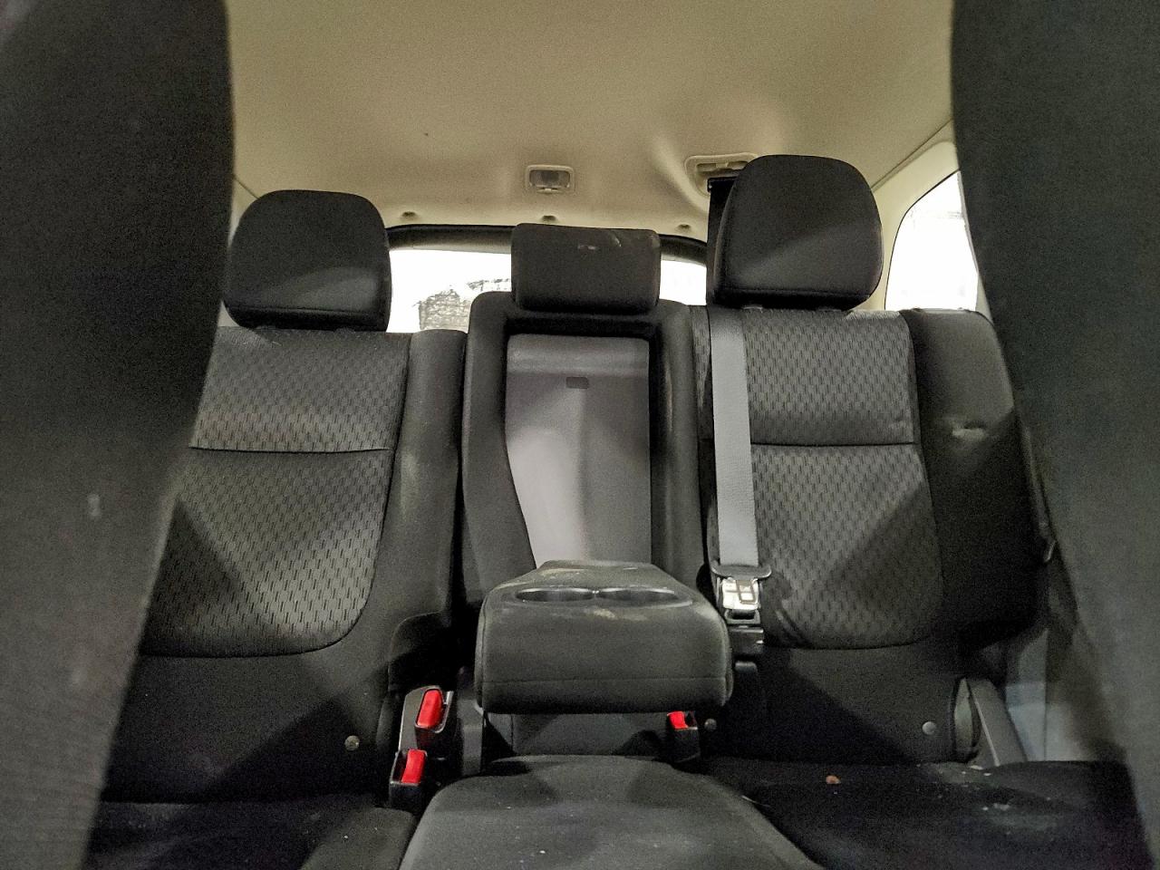 Mitsubishi Outlander Se Image 12