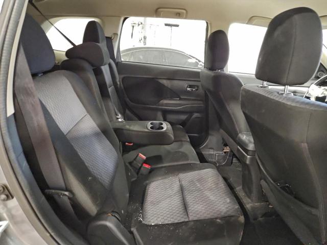 Mitsubishi Outlander Se Image 4