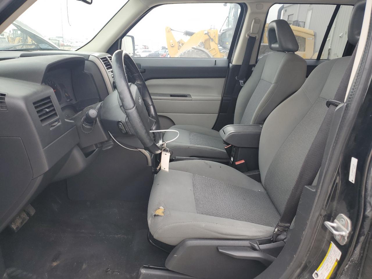 Jeep Patriot Sport Image 4