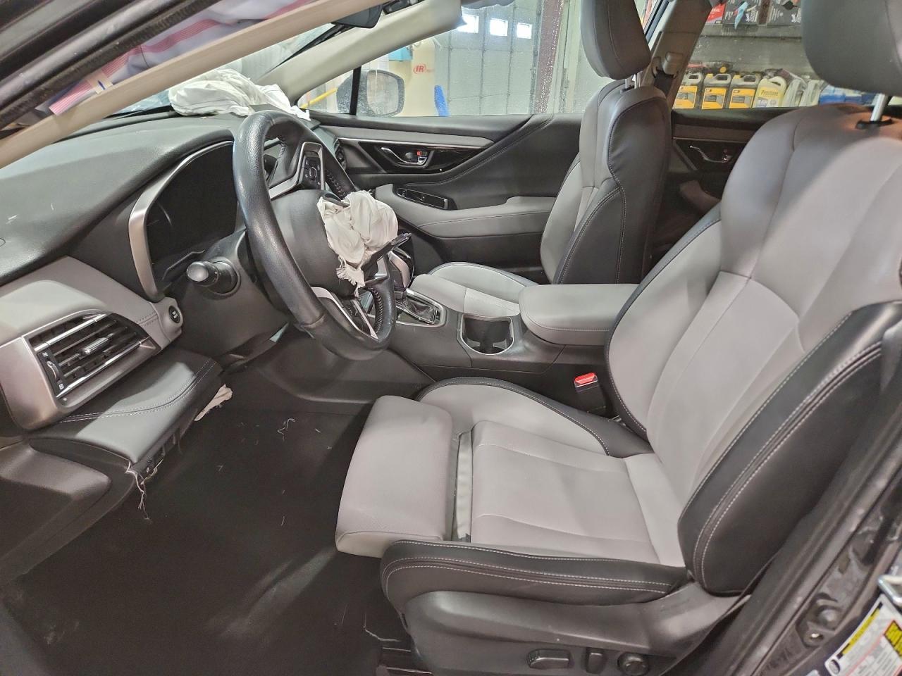 Subaru Outback Limited Image 6