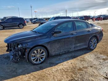  Salvage Chrysler 200