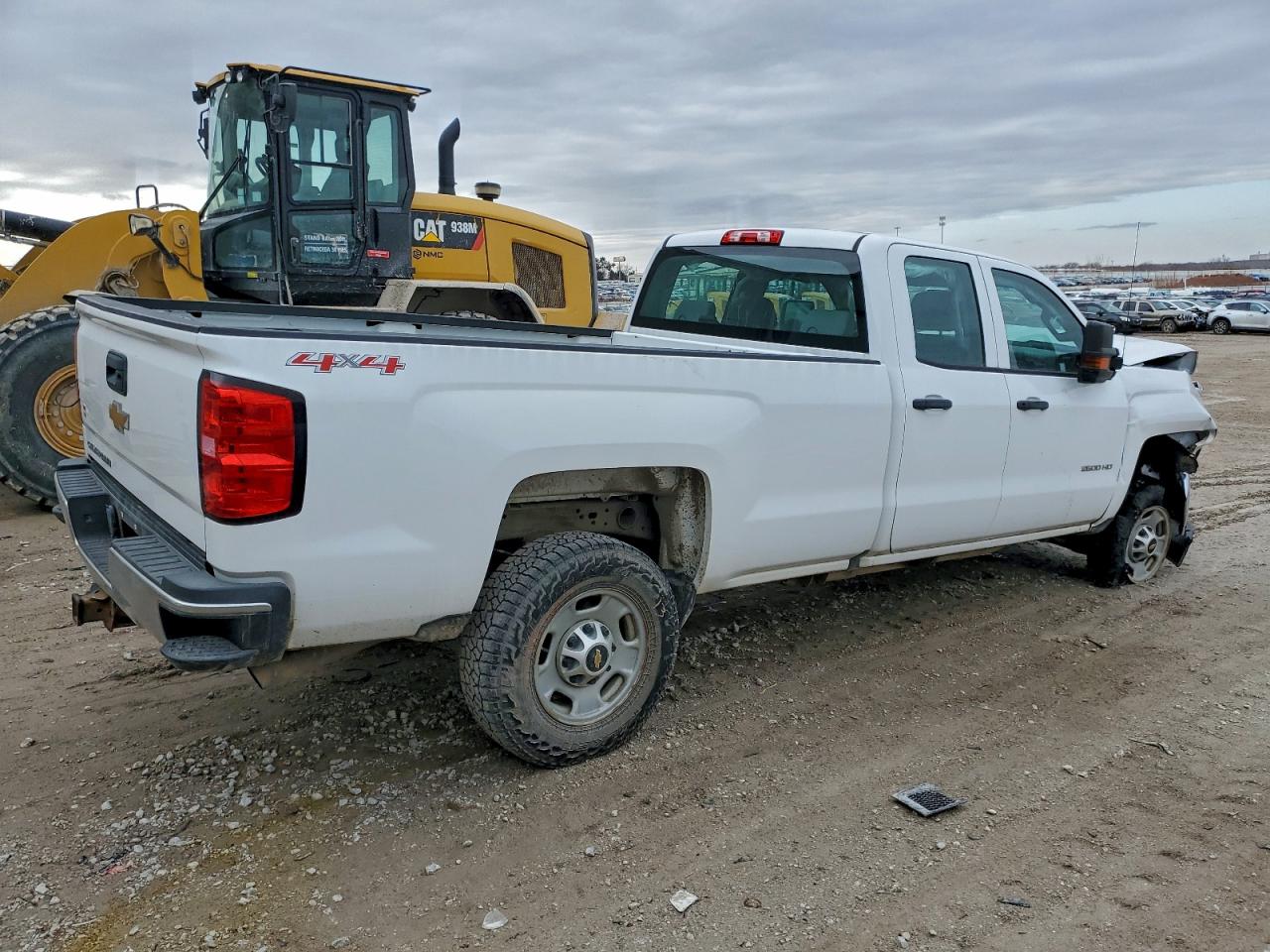 Chevrolet Silverado K2500 Heavy Duty Image 4