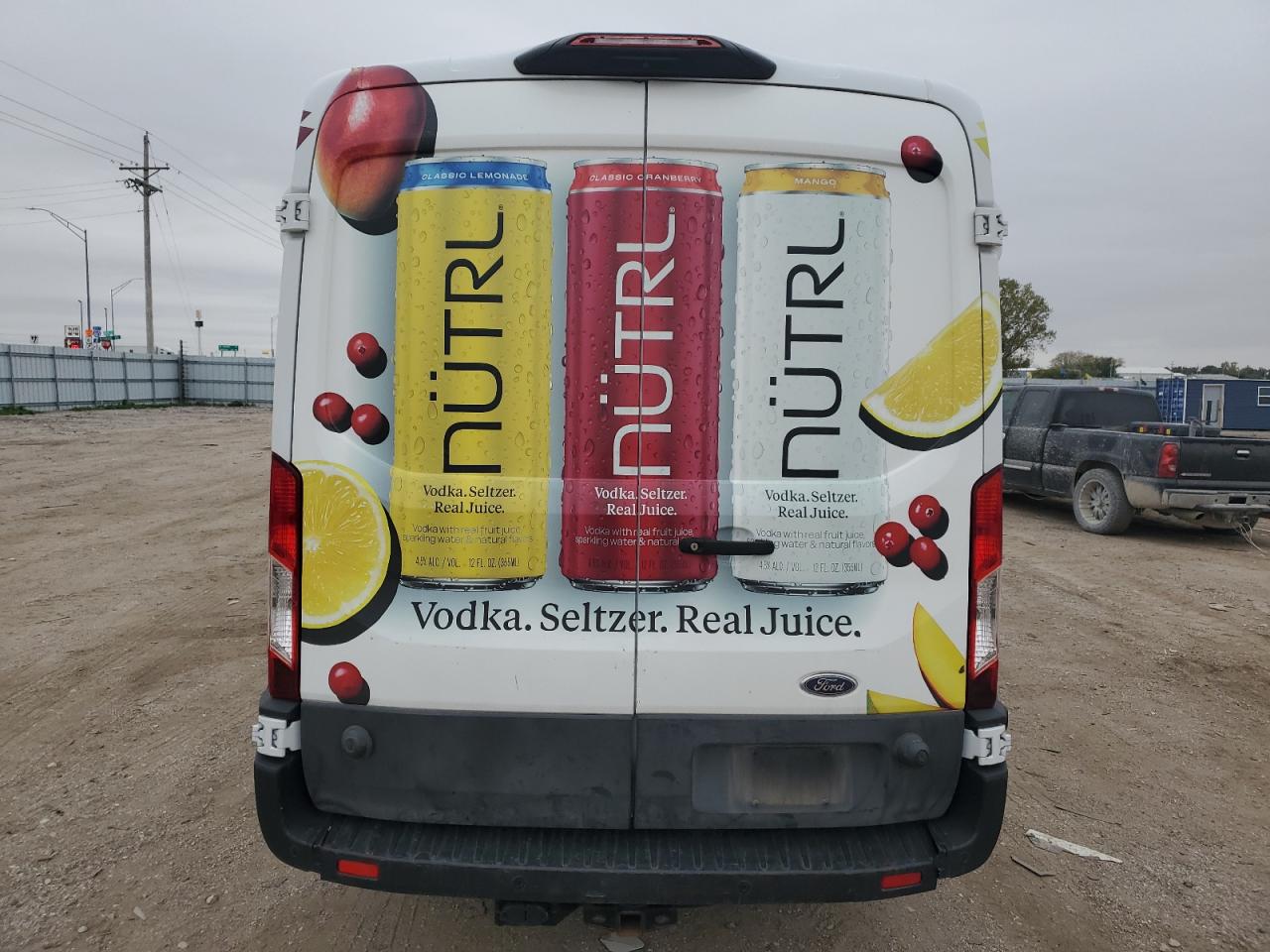 Ford Transit T-250 Image 5