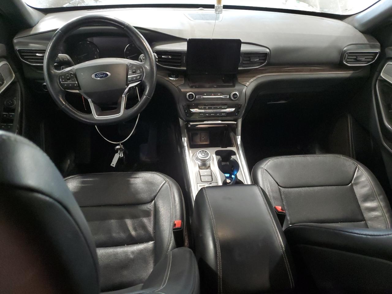 Ford Explorer Limited Image 9