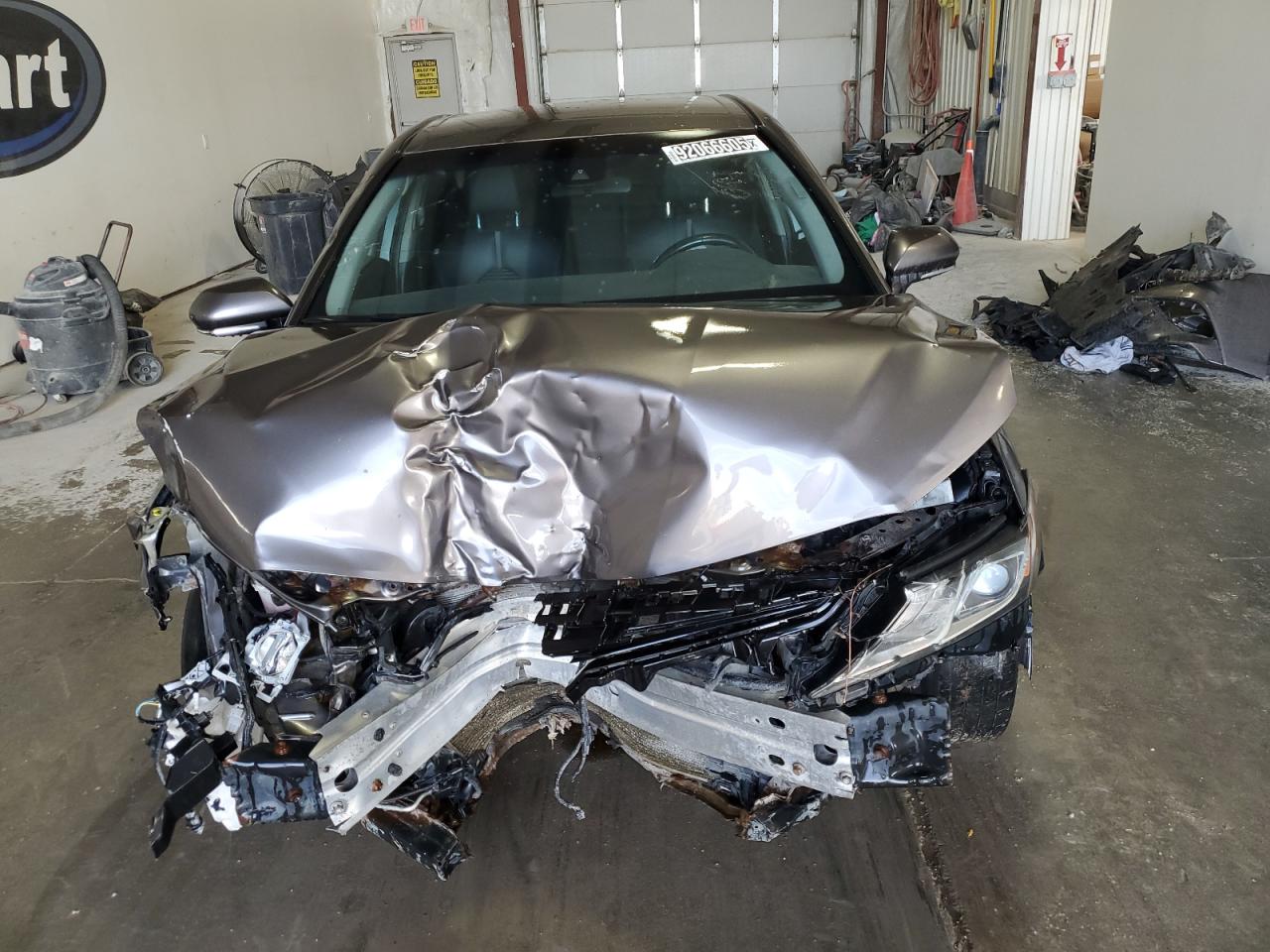 Toyota Camry L Image 6