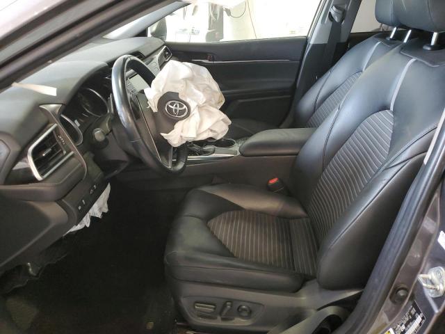 Toyota Camry L Image 10