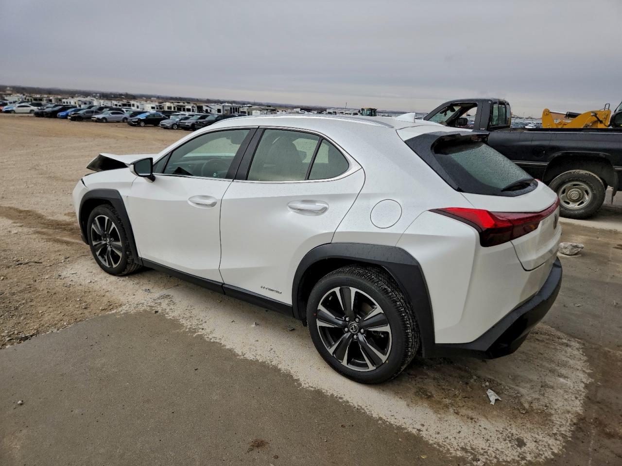 Lexus Ux 250h Image 11