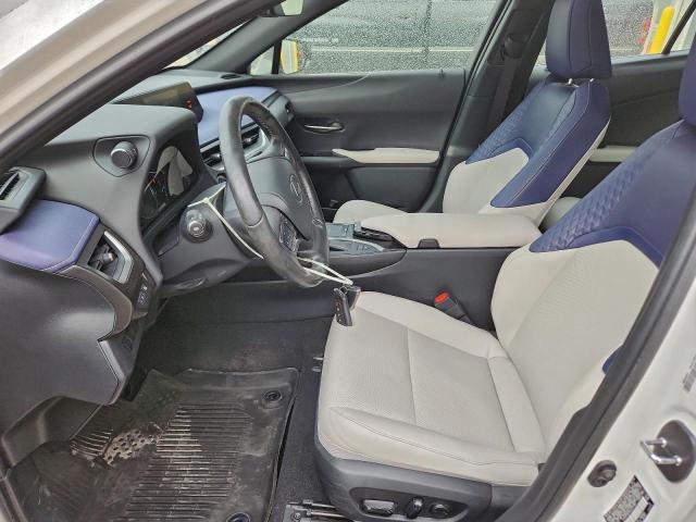 Lexus Ux 250h Image 4