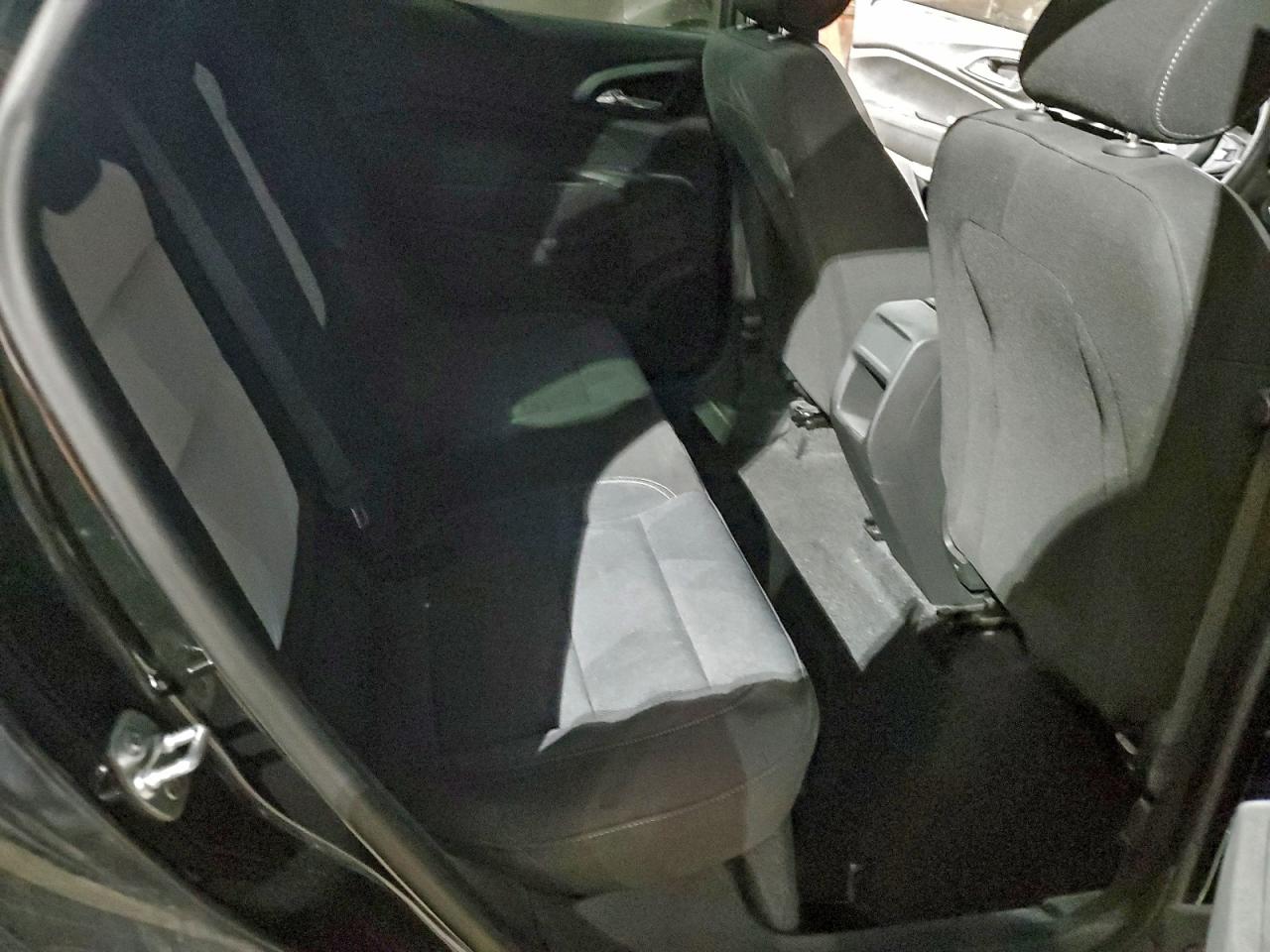 Chevrolet Trax Ls Image 13