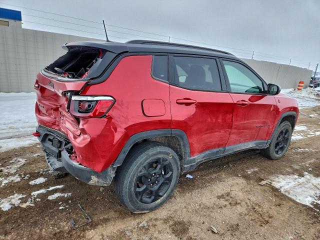 Jeep Compass Trailhawk Image 3
