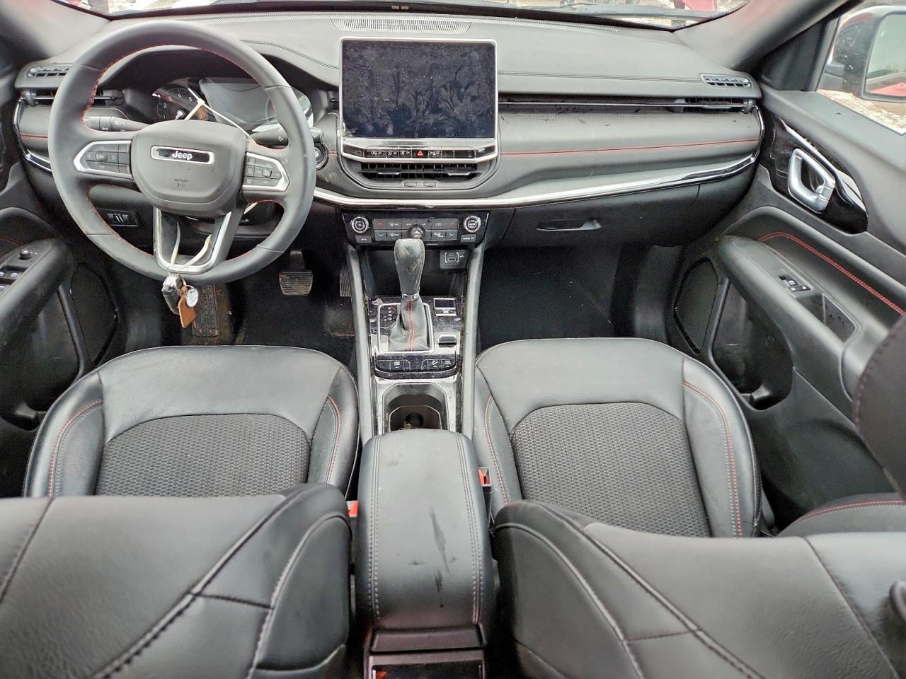 Jeep Compass Trailhawk Image 8