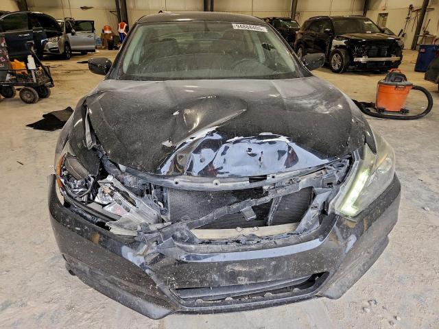 Nissan Altima 3.5sl Image 2