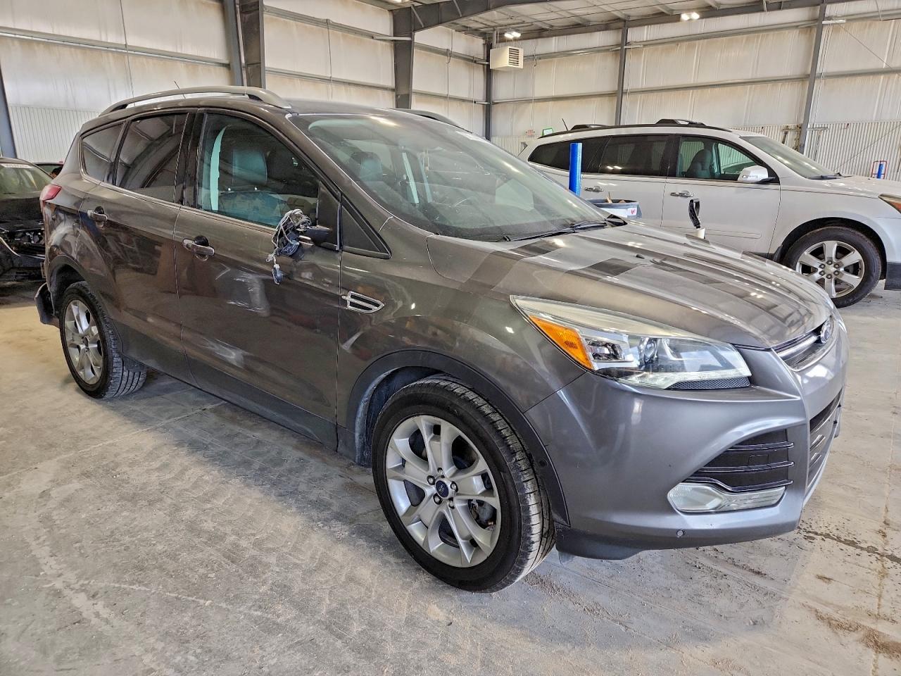 Ford Escape Titanium Image 9