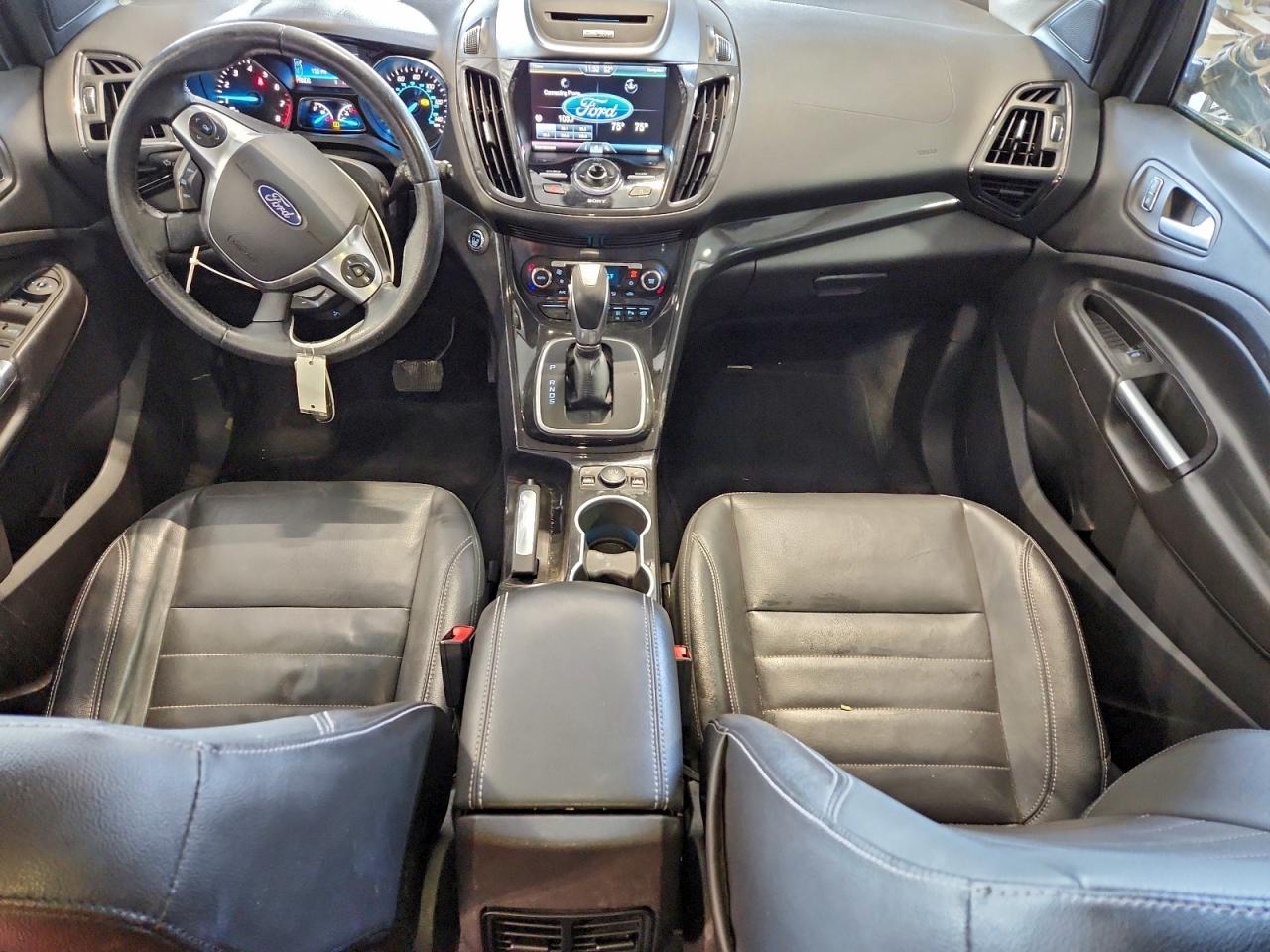 Ford Escape Titanium Image 6