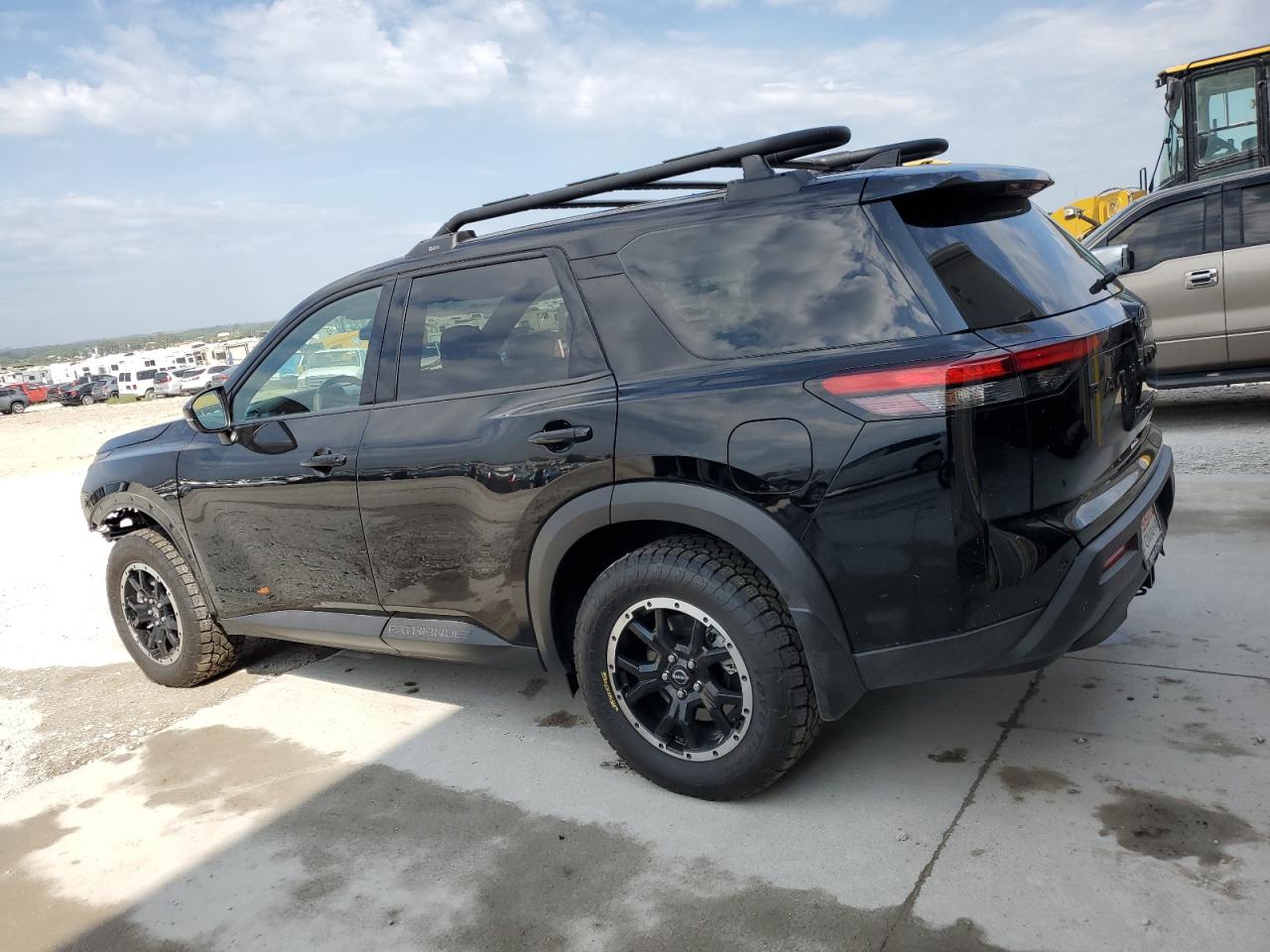 Nissan Pathfinder Rock Creek Image 4