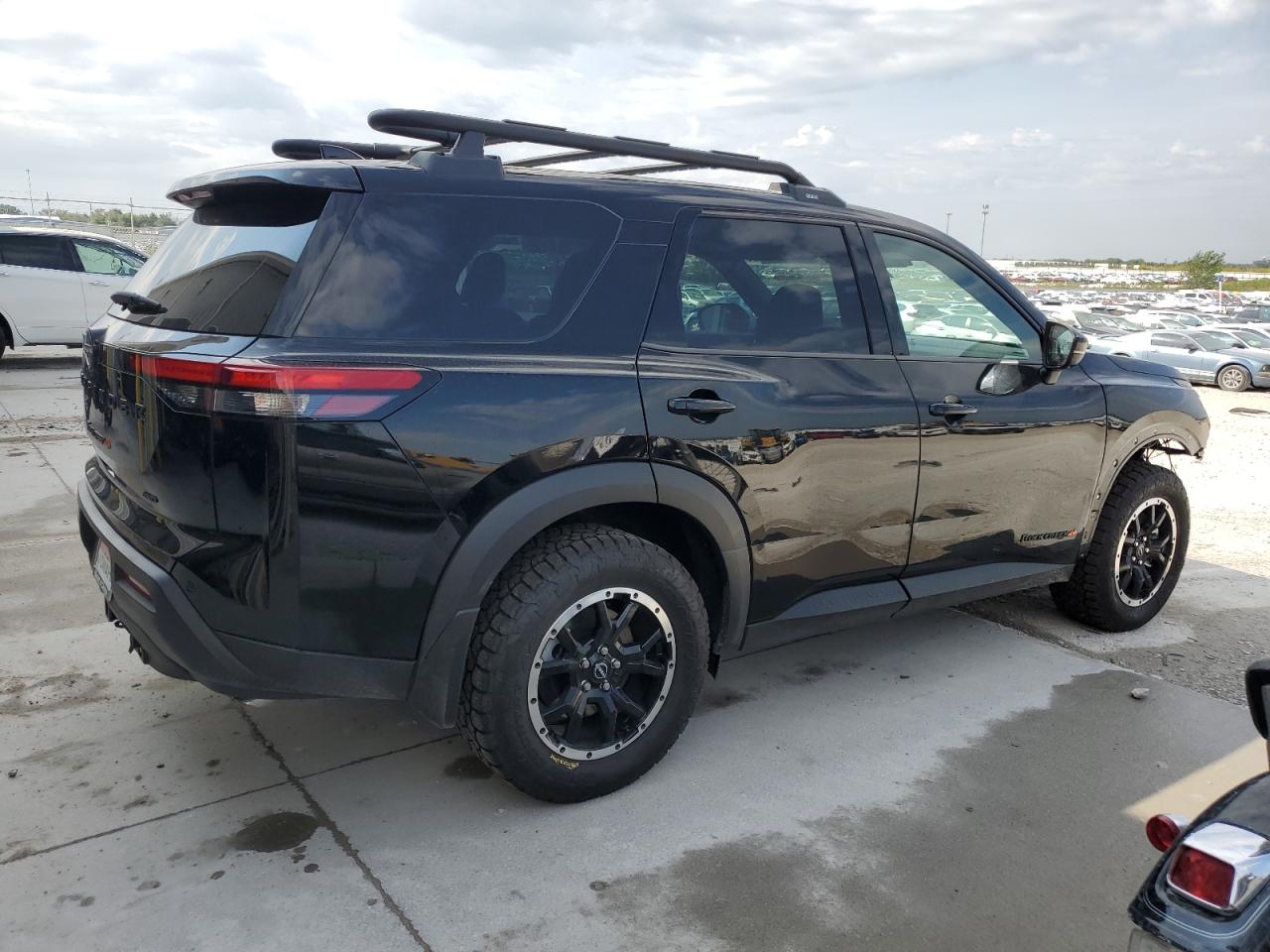 Nissan Pathfinder Rock Creek Image 12