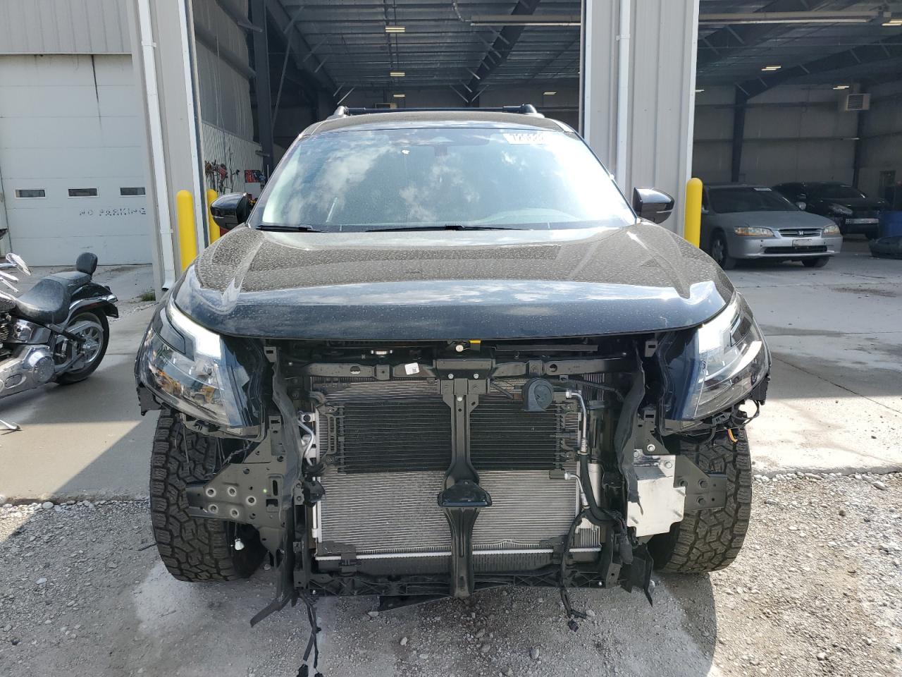 Nissan Pathfinder Rock Creek Image 10