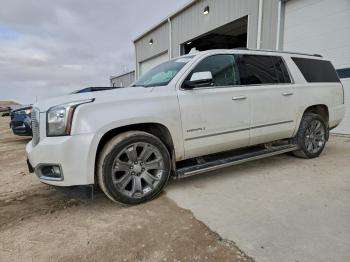  Salvage GMC Yukon