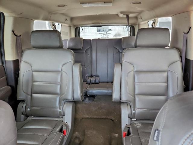 GMC Yukon Denali Image 9