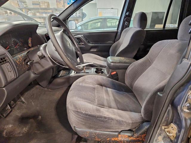 Jeep Grand Cherokee Laredo Image 13