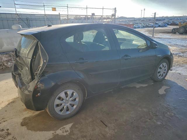 Toyota Prius Image 8