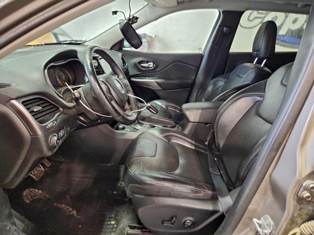 Jeep Grand Cherokee Limited Image 13