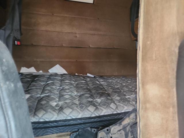 Peterbilt 379 Image 4