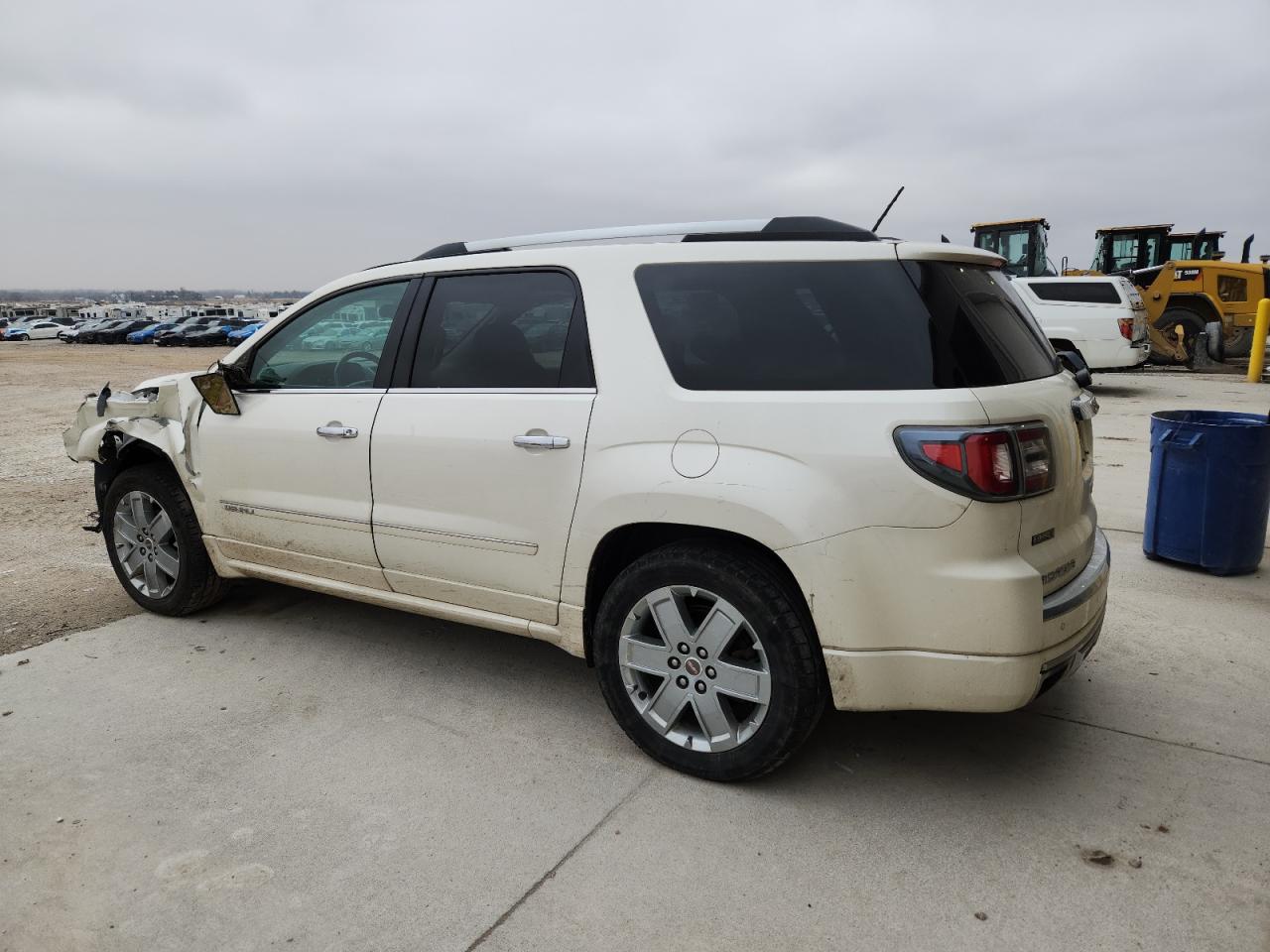 GMC Acadia Denali Image 10