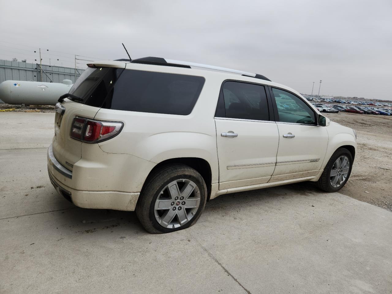GMC Acadia Denali Image 2