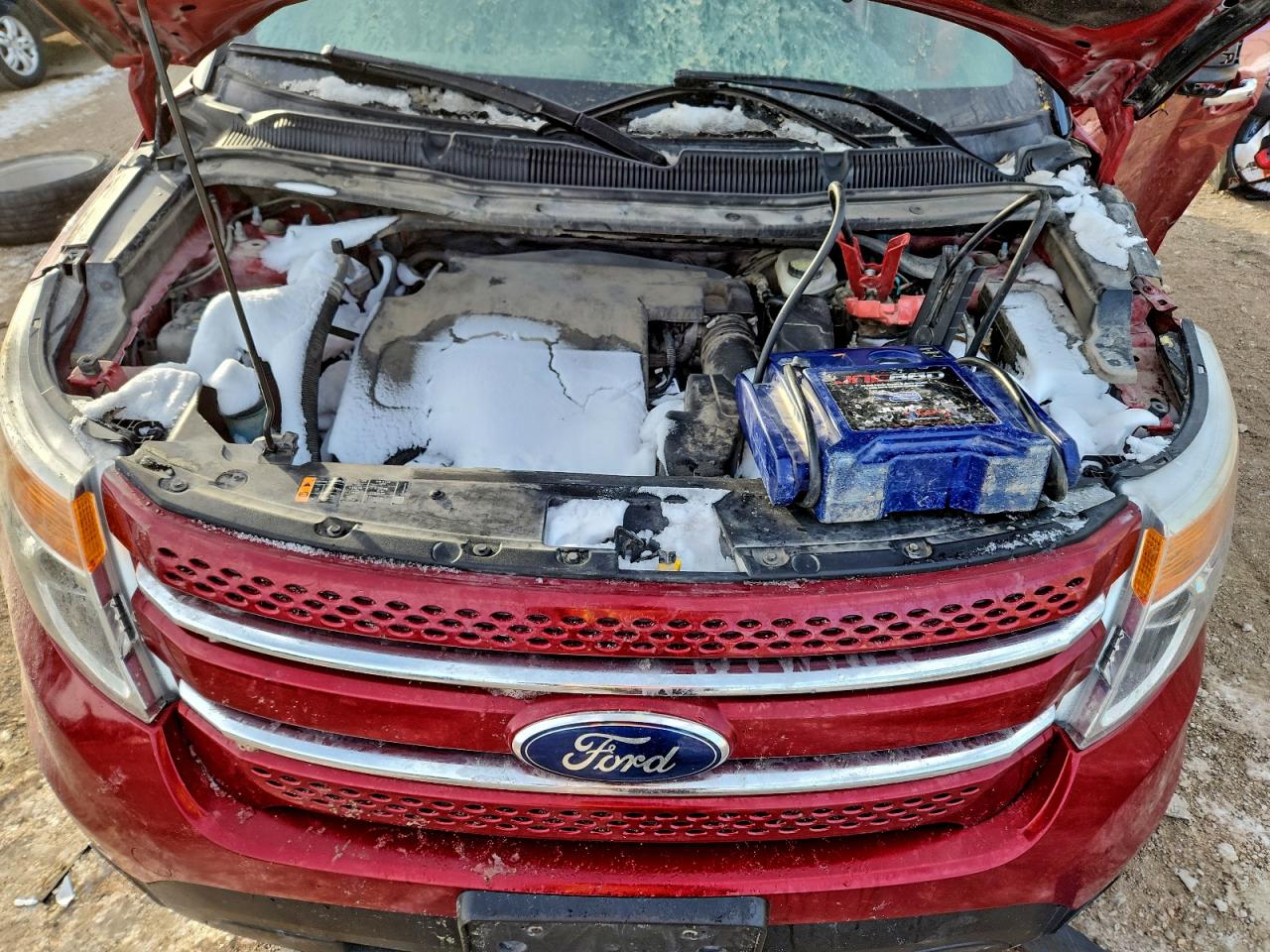 Ford Explorer Limited Image 5