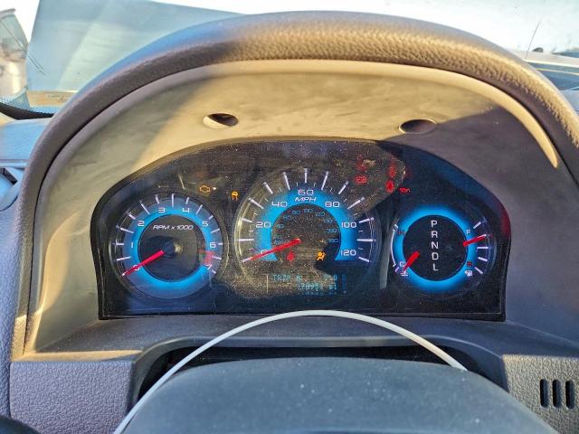 Ford Fusion S Image 10