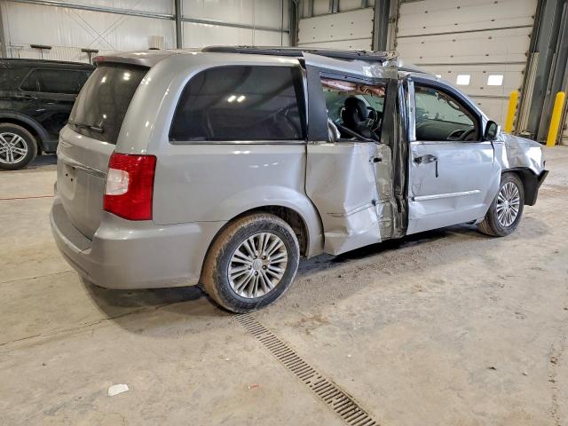 Chrysler Minivan Touring L Image 13