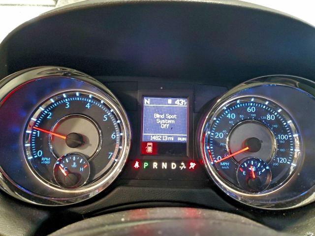 Chrysler Minivan Touring L Image 5