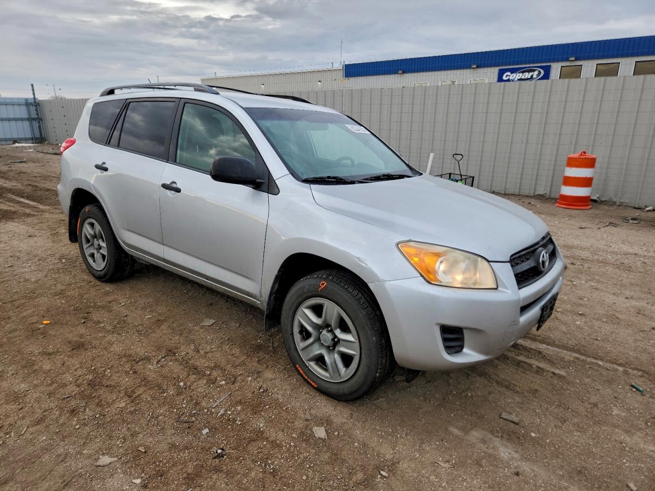 Toyota RAV4 Image 8