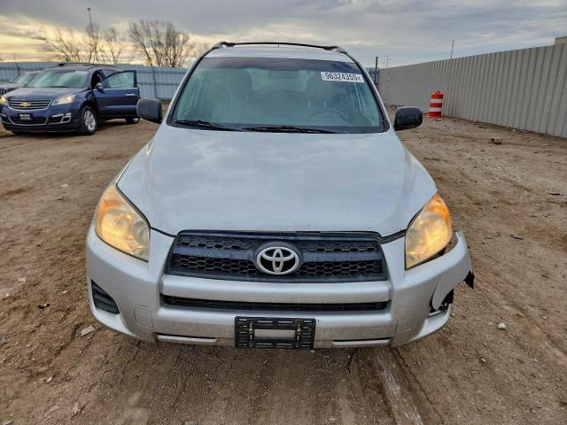 Toyota RAV4 Image 5