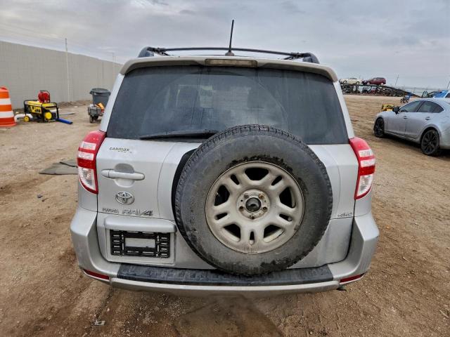 Toyota RAV4 Image 10