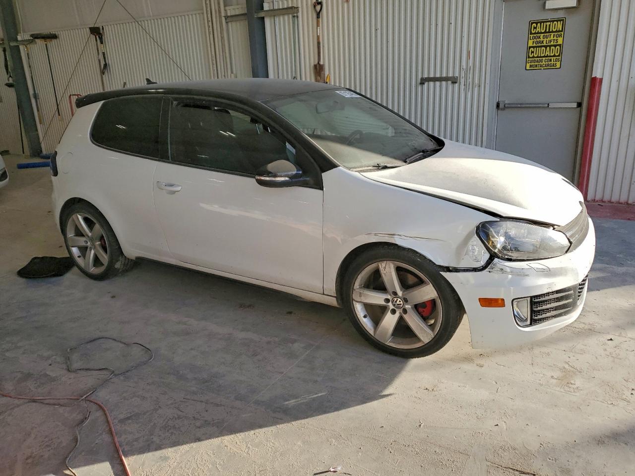 Volkswagen GTI Image 12