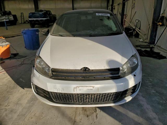 Volkswagen GTI Image 10