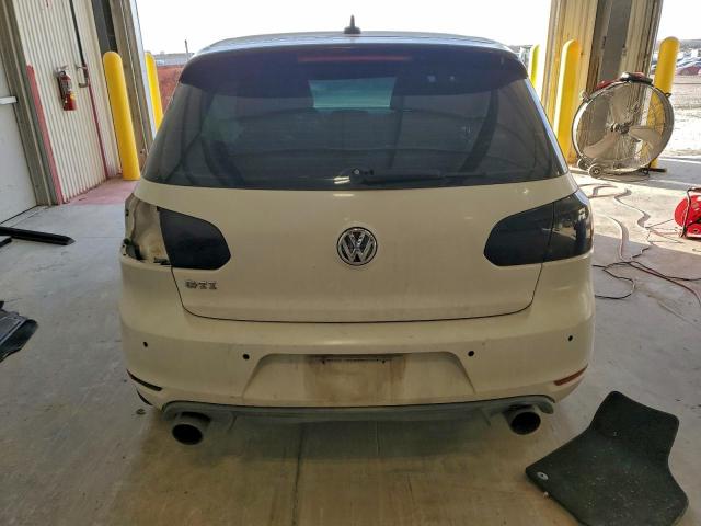 Volkswagen GTI Image 4