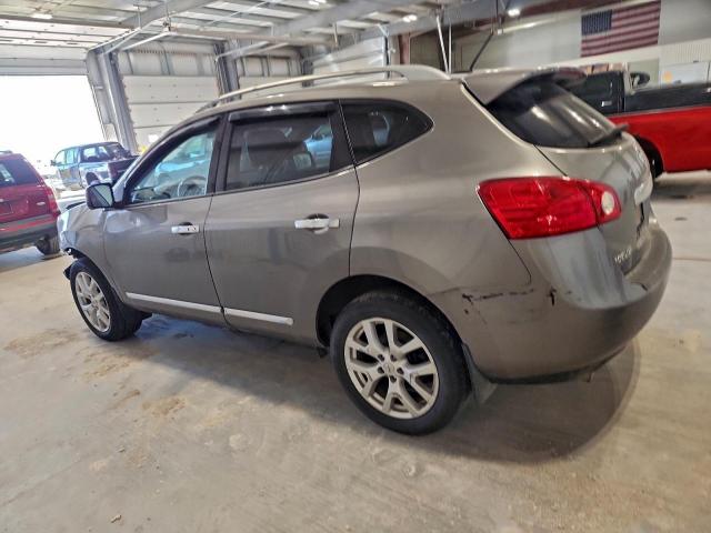 Nissan Rogue S Image 2