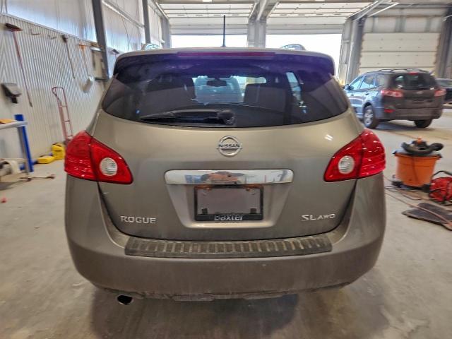 Nissan Rogue S Image 3