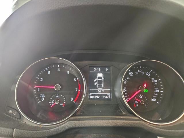 Volkswagen Passat S Image 8