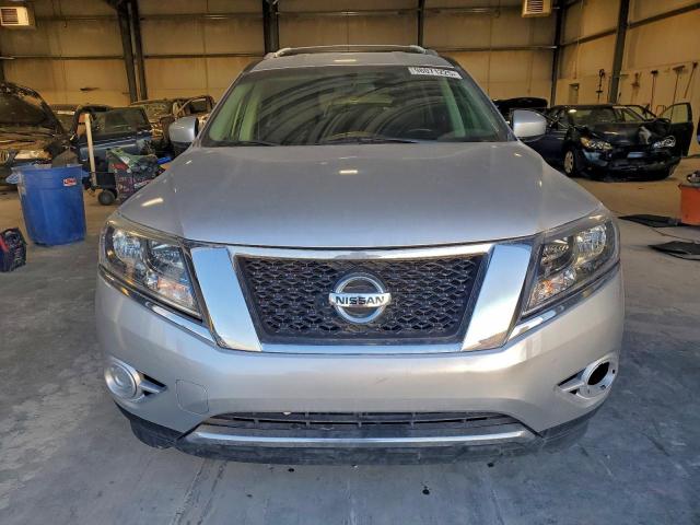 Nissan Pathfinder S Image 7