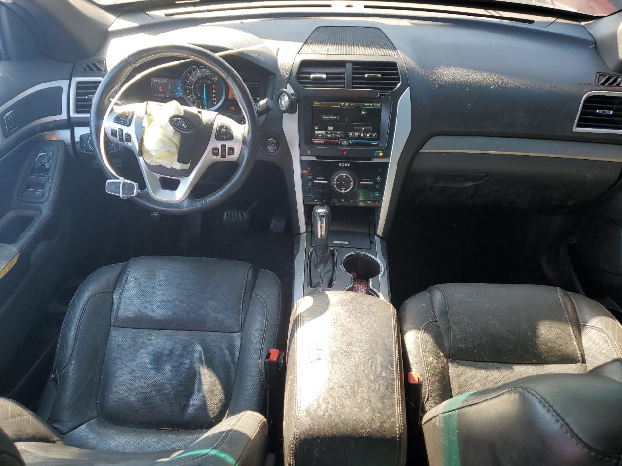 Ford Explorer Sport Image 8